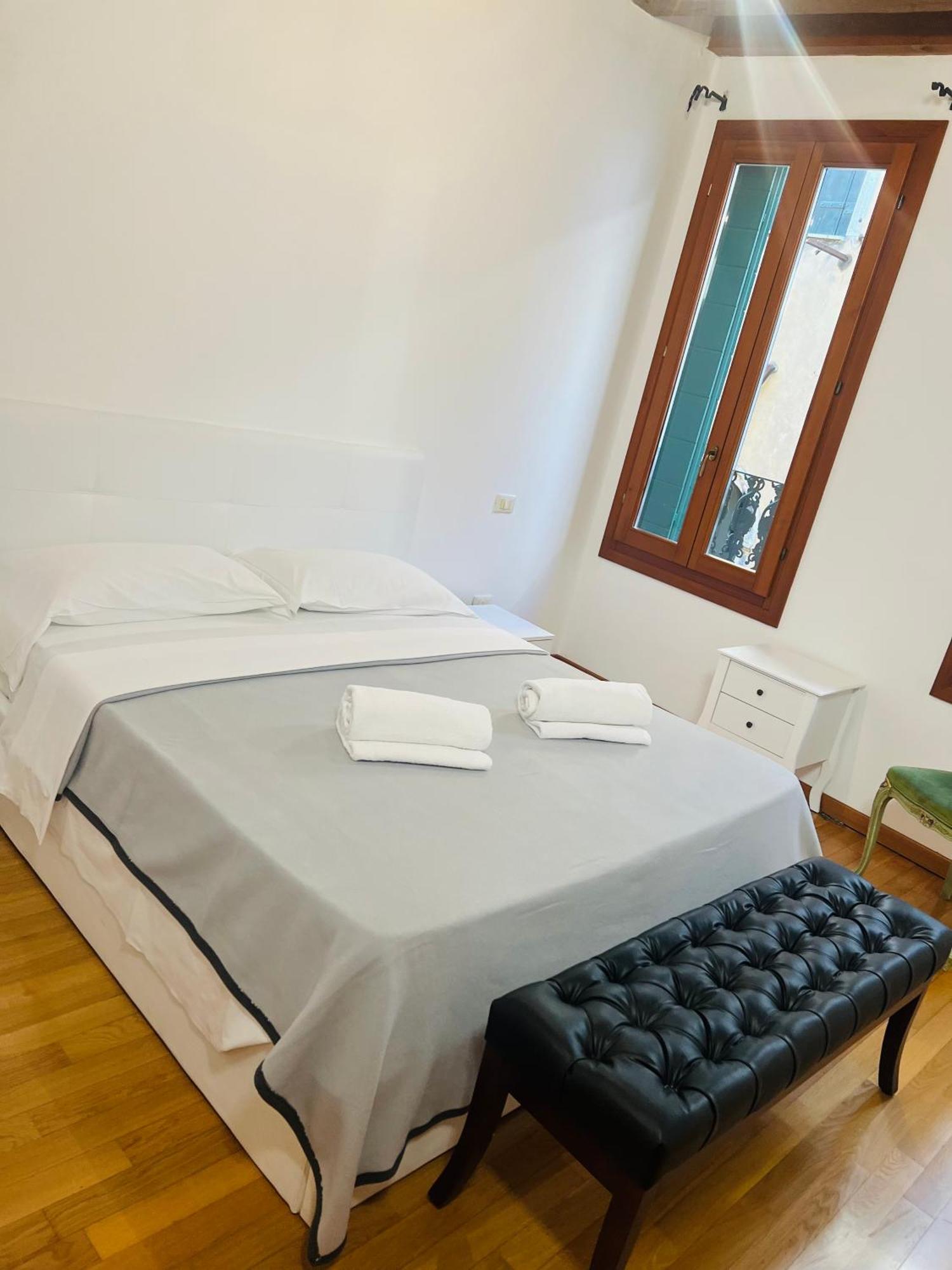 Ca Rialto Apartments Venice Ngoại thất bức ảnh